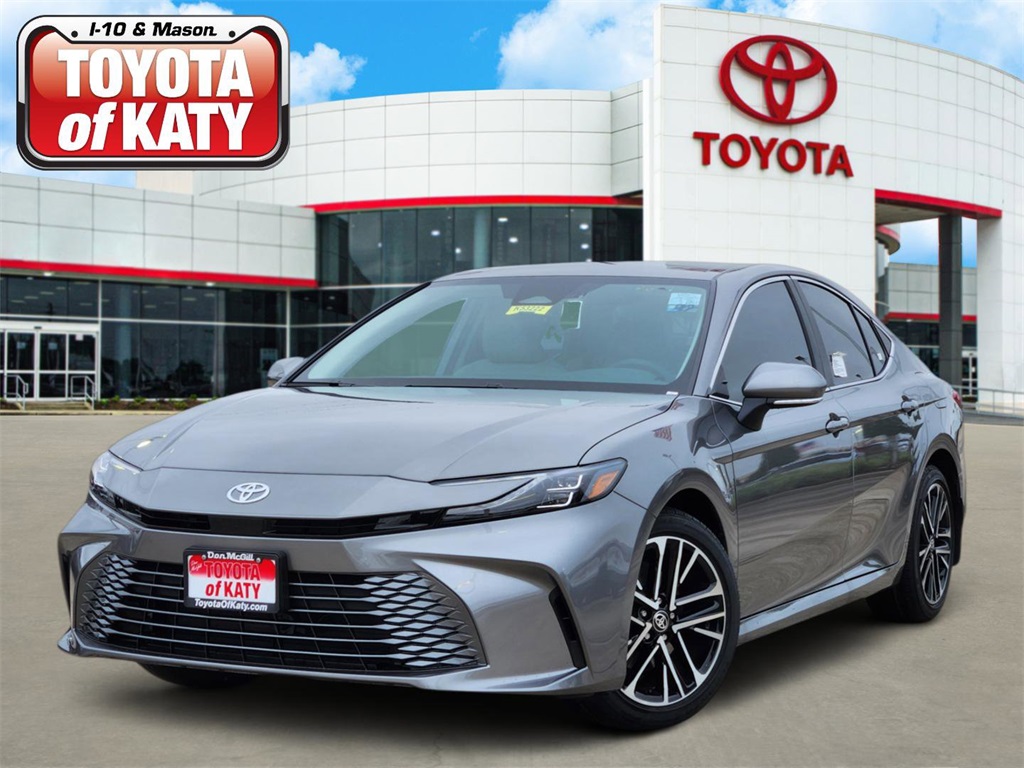 2026 Toyota Camry XLE's photo