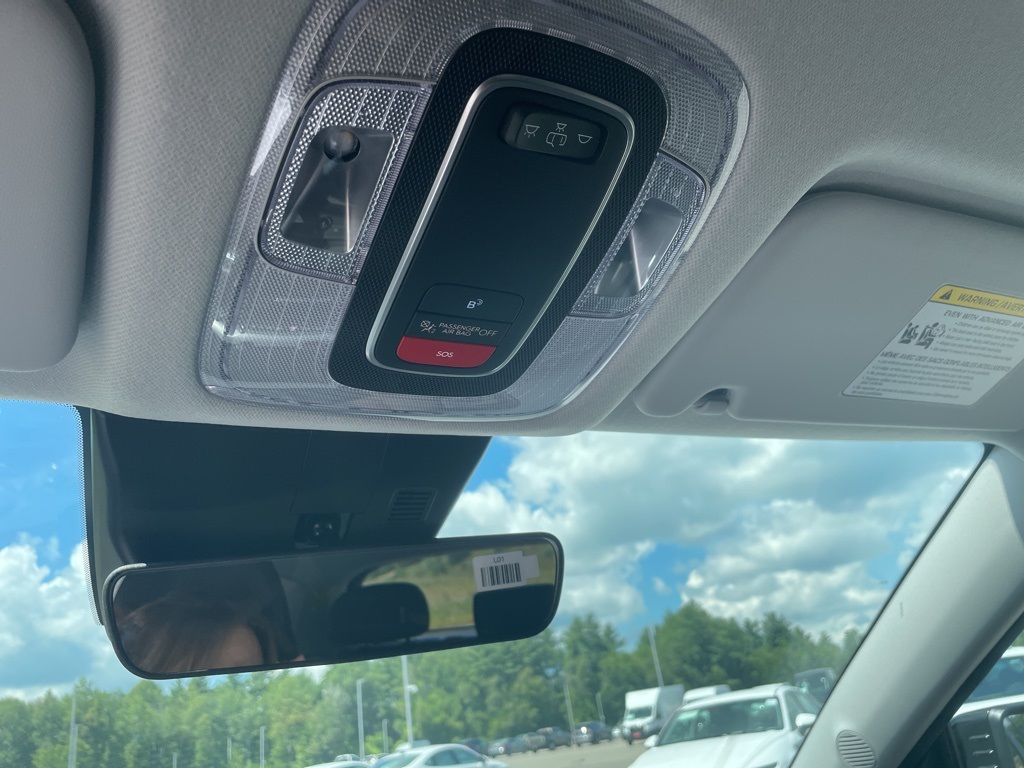 2026 Hyundai Kona SEL photo 10