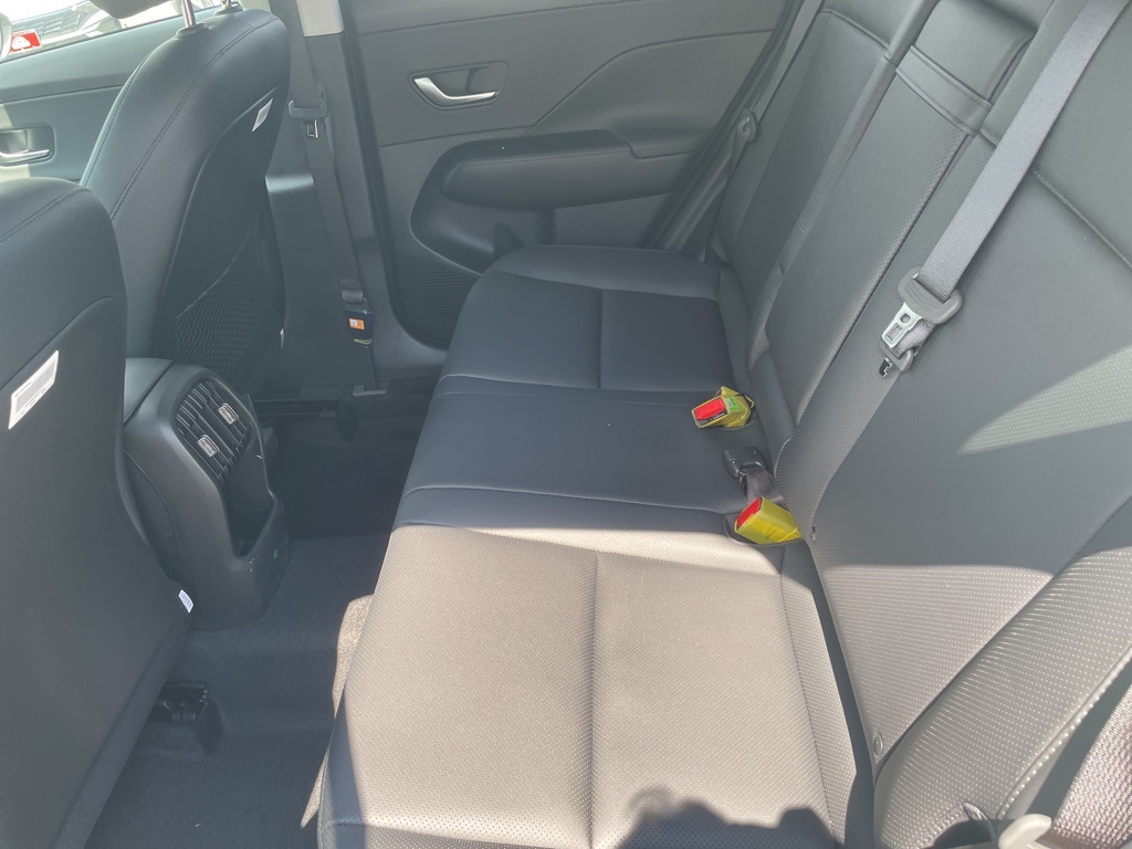 2026 Hyundai Kona SEL photo 12