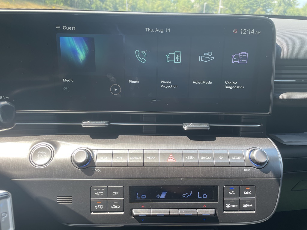 2026 Hyundai Kona SEL photo 6