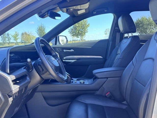 2024 Cadillac XT4 AWD Premium Luxury