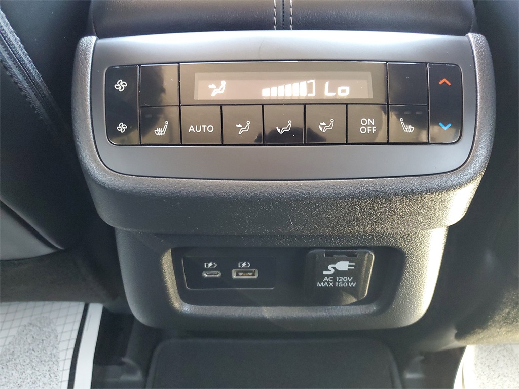 Used 2023 Nissan Pathfinder Sport Utility