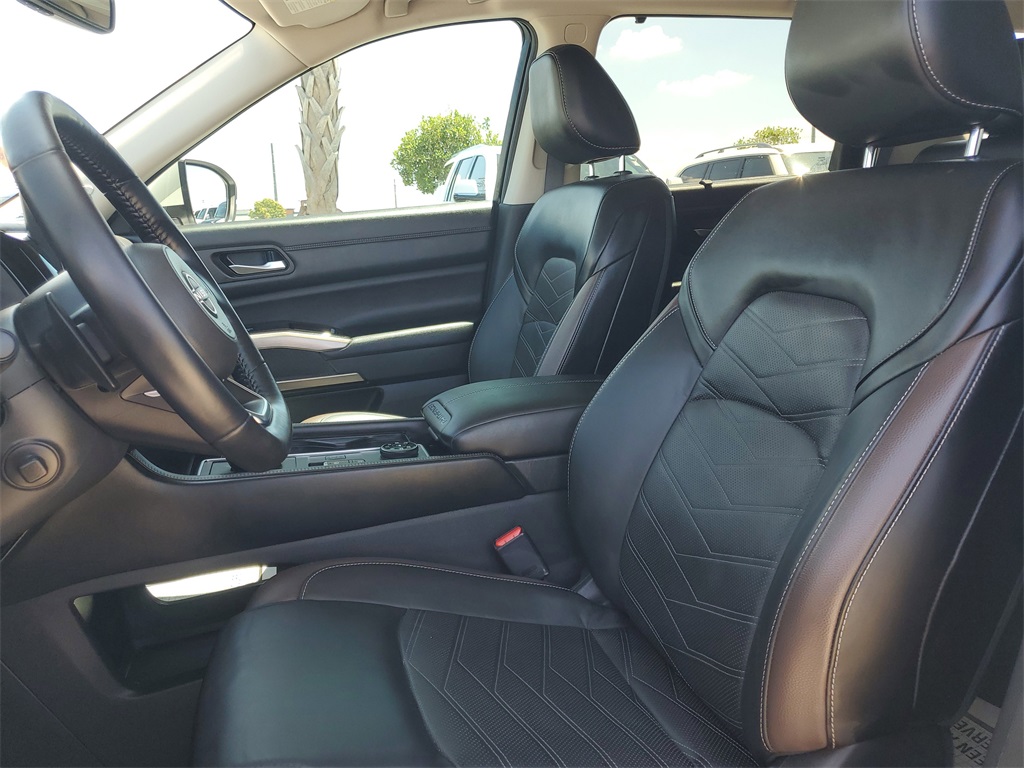 Used 2023 Nissan Pathfinder Sport Utility