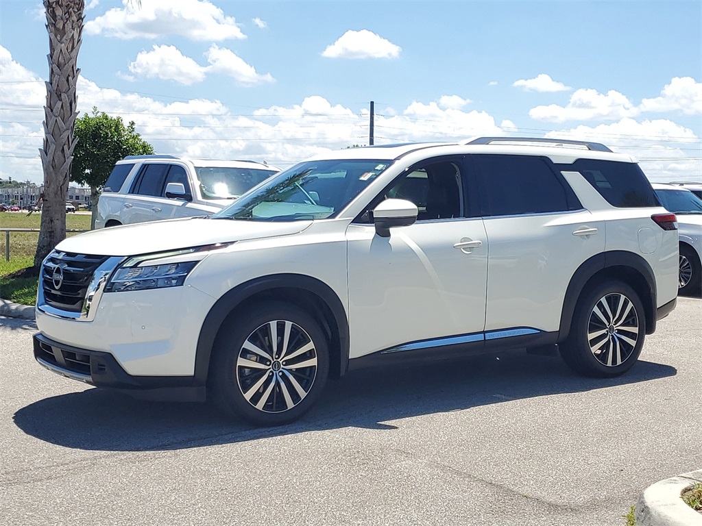 Used 2023 Nissan Pathfinder Sport Utility