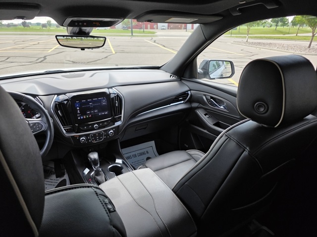 2022 Chevrolet Traverse Premier