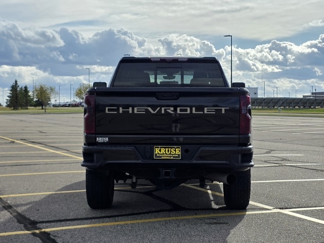 2023 Chevrolet Silverado 3500HD High Country
