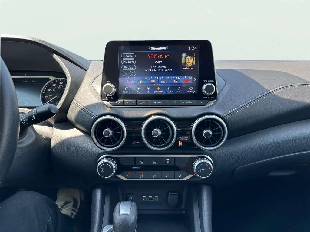 2025 Nissan Sentra SV photo 14
