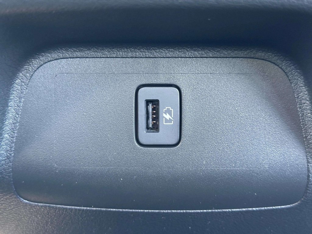 2025 Nissan Sentra SV photo 25