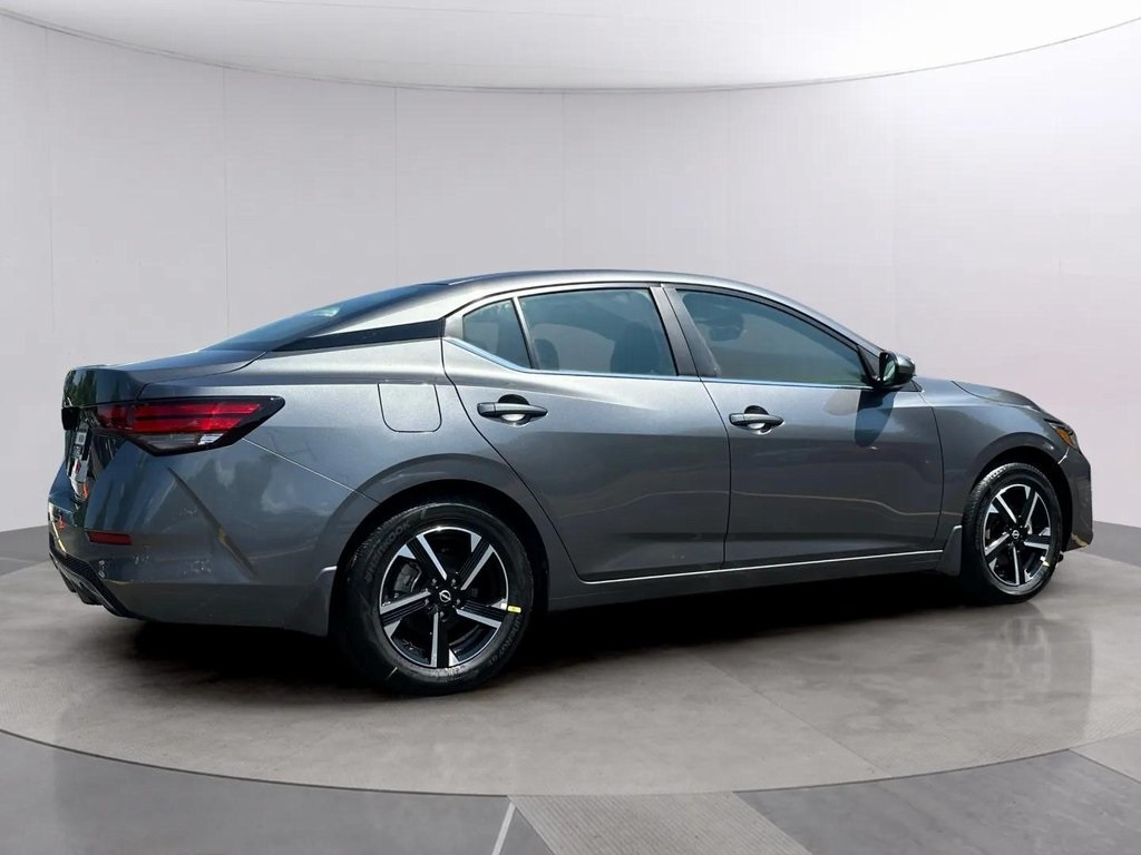 2025 Nissan Sentra SV photo 4