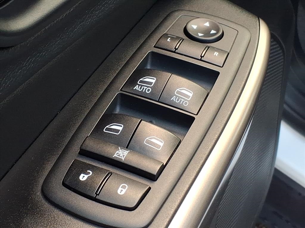 used 2019 Jeep Cherokee car, priced at $13,500