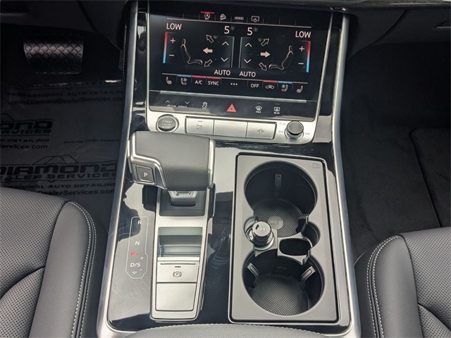 new 2025 Audi Q7 car, priced at $69,382