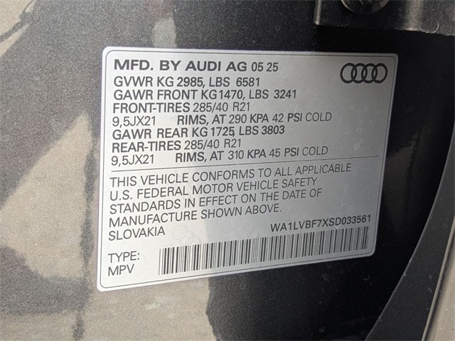 new 2025 Audi Q7 car, priced at $69,382