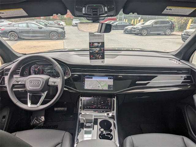 new 2025 Audi Q7 car, priced at $69,382