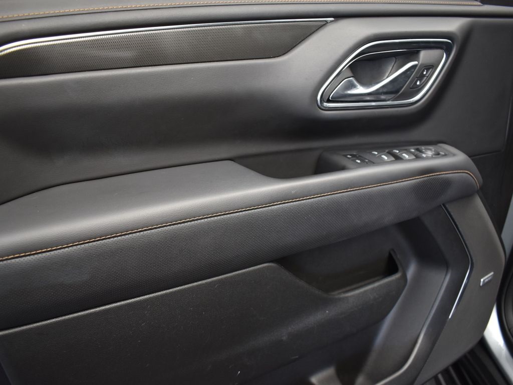 2024 Gmc Yukon AT4 photo 11