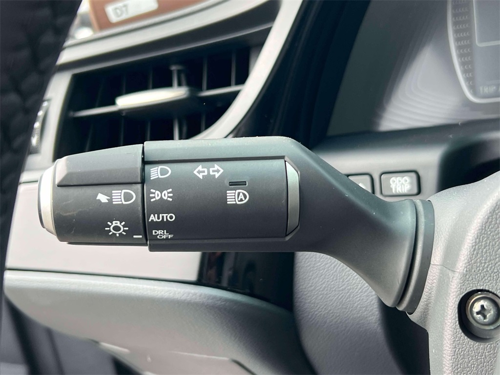 new 2025 Lexus ES car, priced at $47,844