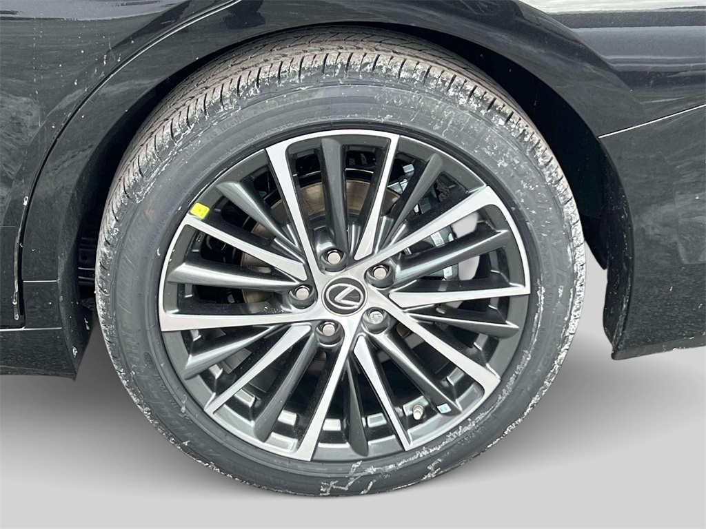 new 2025 Lexus ES car, priced at $47,844