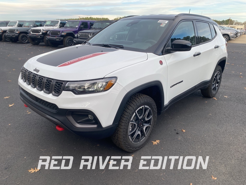 2026 Jeep Compass Trailhawk's photo