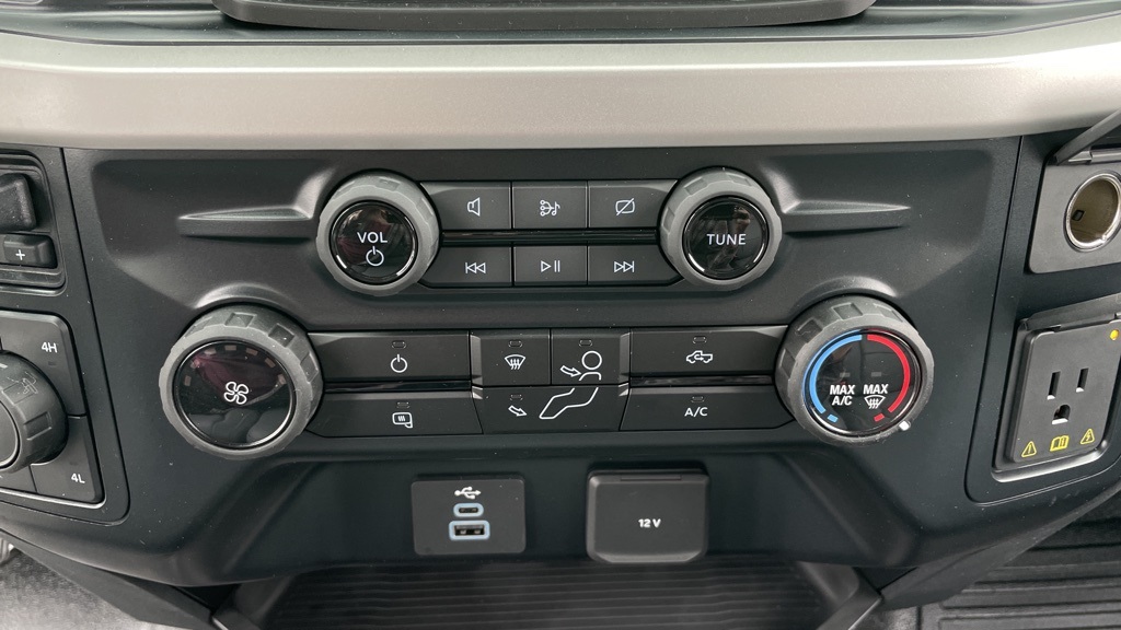 New 2023 Ford F-550SD Regular Cab Chassis-Cab