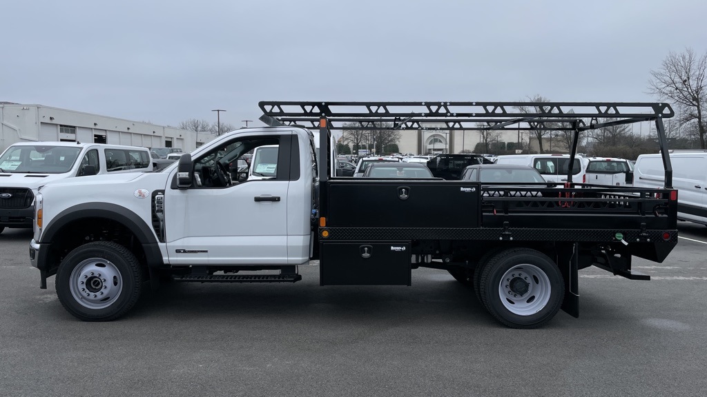 New 2023 Ford F-550SD Regular Cab Chassis-Cab