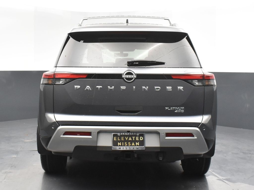 2025 Nissan Pathfinder Platinum photo 28