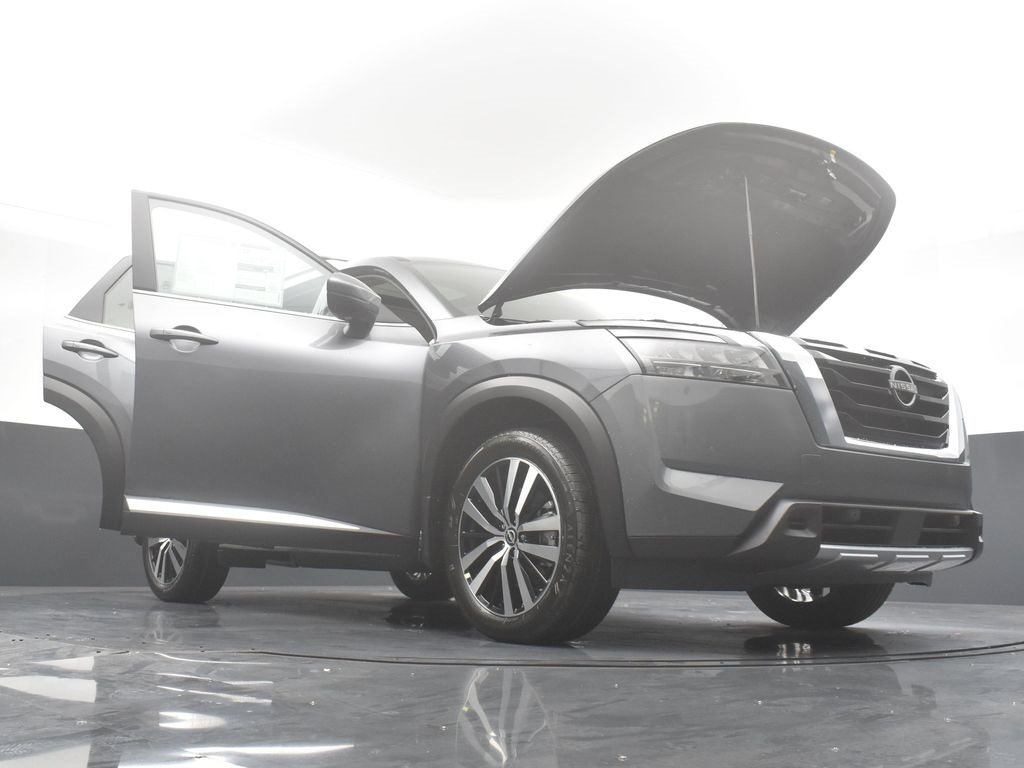 2025 Nissan Pathfinder Platinum photo 38