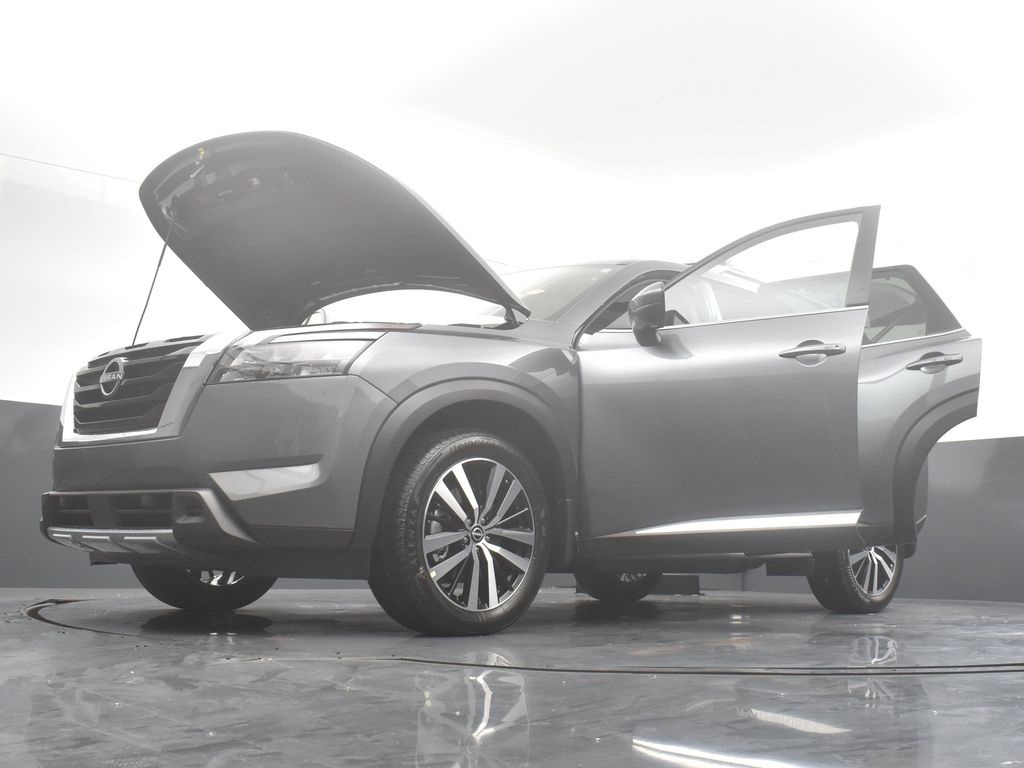 2025 Nissan Pathfinder Platinum photo 39