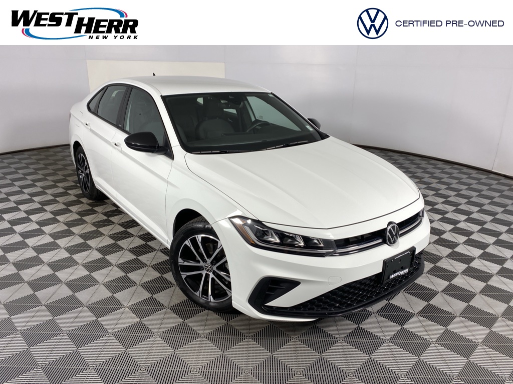 2025 Volkswagen Jetta Sport's photo