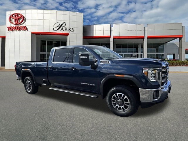 2022 GMC Sierra 3500HD SLE's photo
