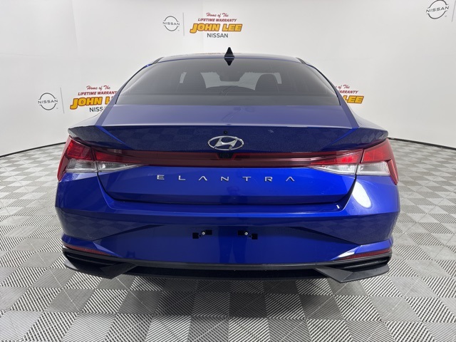 2023 Intense Blue Hyundai Elantra SEL FWD Sedan