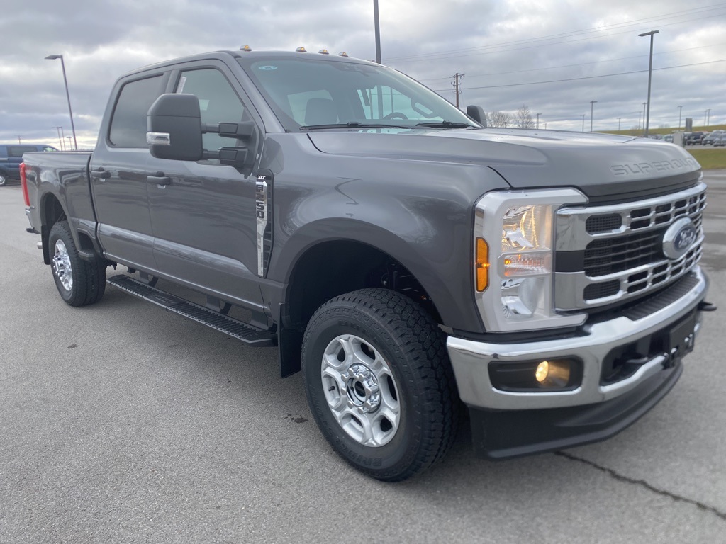 2026 Ford F-250 photo 2