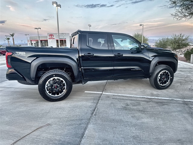 2025 Toyota Tacoma TRD Off-Road Double Cab photo 3