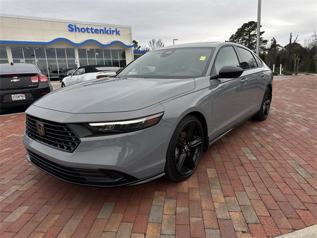 2025 Honda Accord Hybrid Sport-L's photo