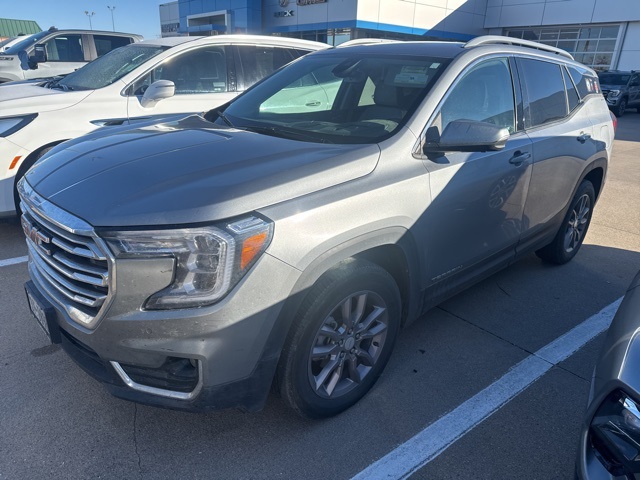 2023 GMC Terrain SLT's photo