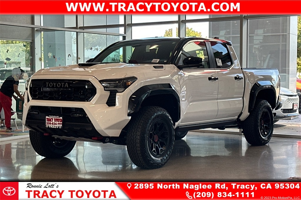 New 2025 Toyota Tacoma i-FORCE MAX Tacoma TRD Pro 4X4 DOUBLE CAB