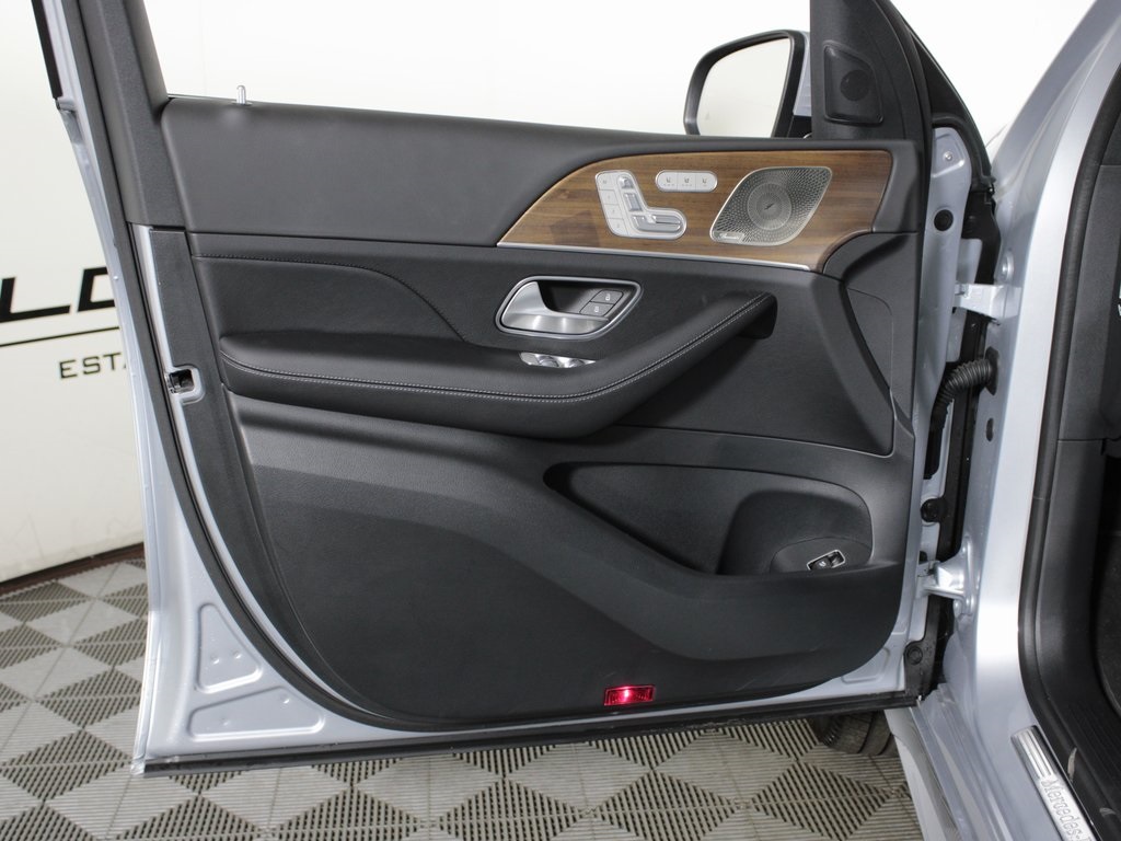 used 2025 Mercedes-Benz GLS car, priced at $79,112