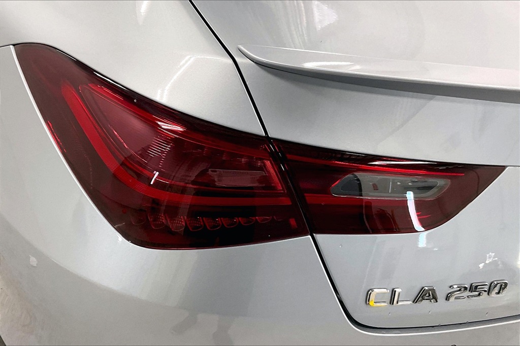 2025 Mercedes Benz CLA 250 photo 14