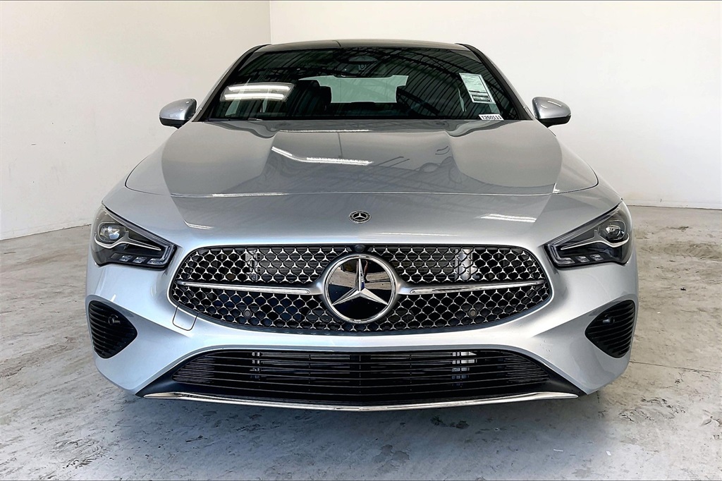 2025 Mercedes Benz CLA 250 photo 3