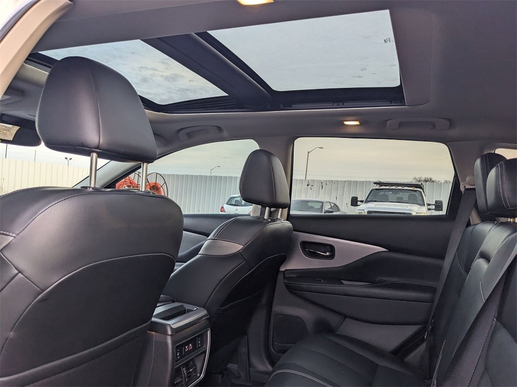 2021 Nissan Murano SL photo 24