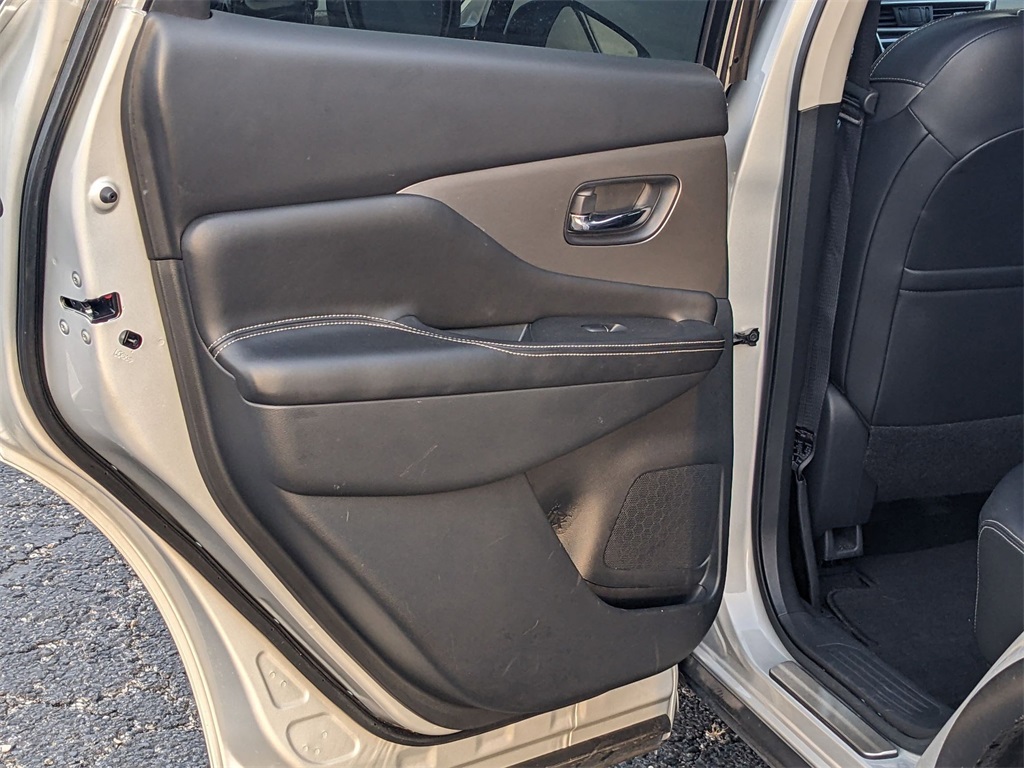 2021 Nissan Murano SL photo 29