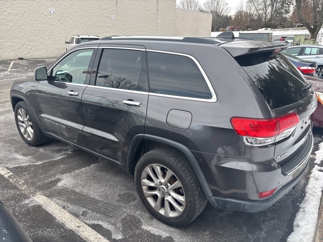 used 2017 Jeep Grand Cherokee car, priced at $15,446