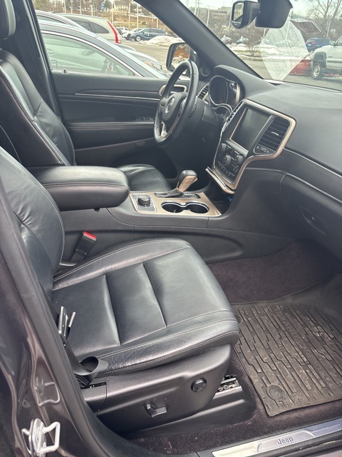 used 2017 Jeep Grand Cherokee car, priced at $15,446