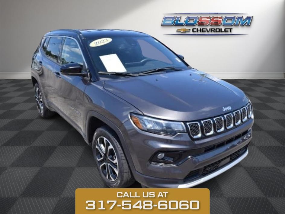 2023 Granite Crystal Metallic Clearcoat Jeep Compass Limited 4X4 SUV