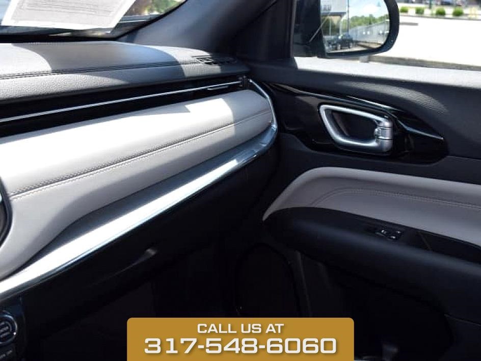 2023 Granite Crystal Metallic Clearcoat Jeep Compass Limited 4X4 SUV