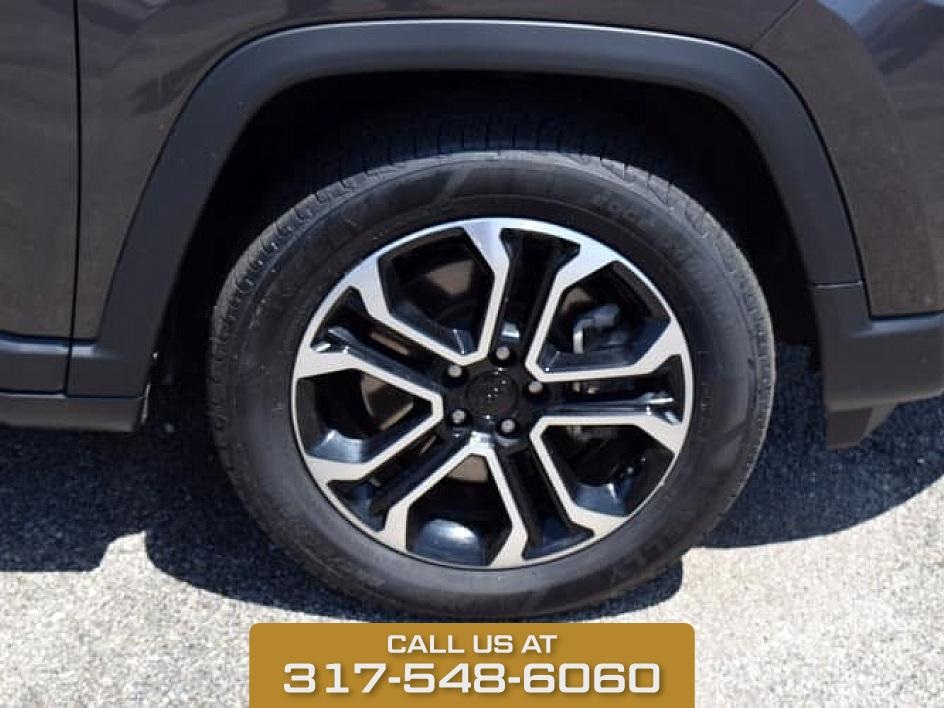 2023 Granite Crystal Metallic Clearcoat Jeep Compass Limited 4X4 SUV