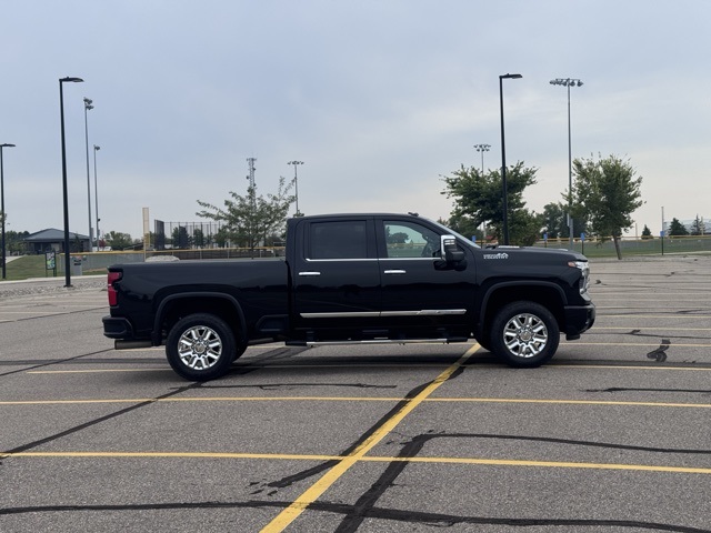 2024 Chevrolet Silverado 3500HD 4WD Crew Cab Standard Bed High Country