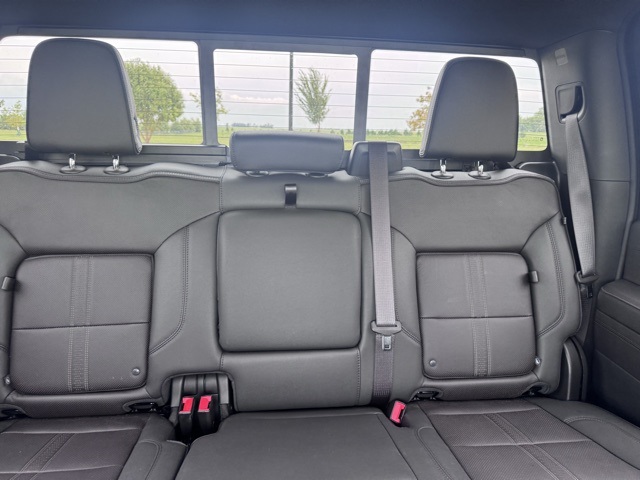 2024 Chevrolet Silverado 3500HD 4WD Crew Cab Standard Bed High Country