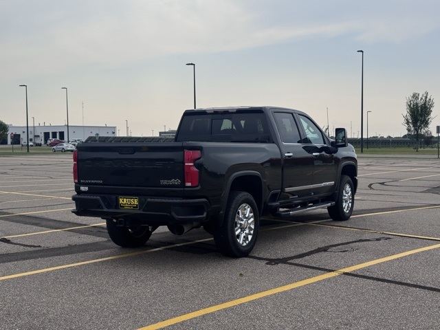 2024 Chevrolet Silverado 3500HD 4WD Crew Cab Standard Bed High Country