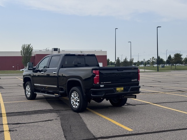 2024 Chevrolet Silverado 3500HD 4WD Crew Cab Standard Bed High Country
