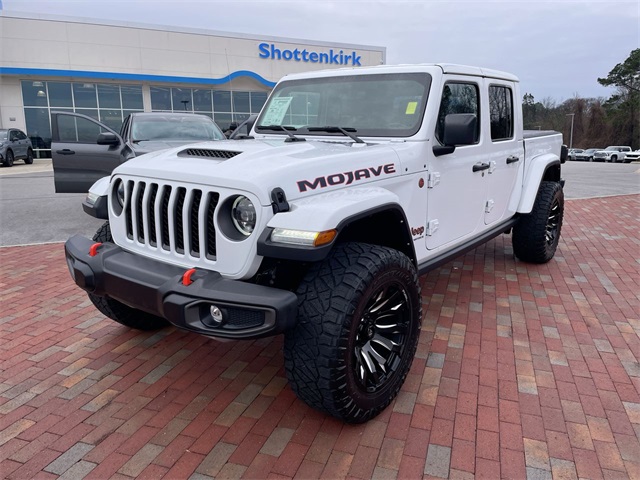 2023 Jeep Gladiator Mojave's photo