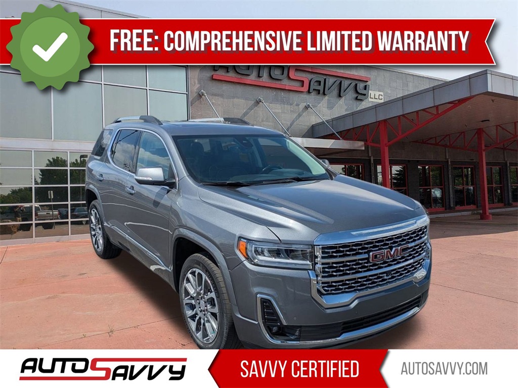 2022 GMC Acadia Denali's photo